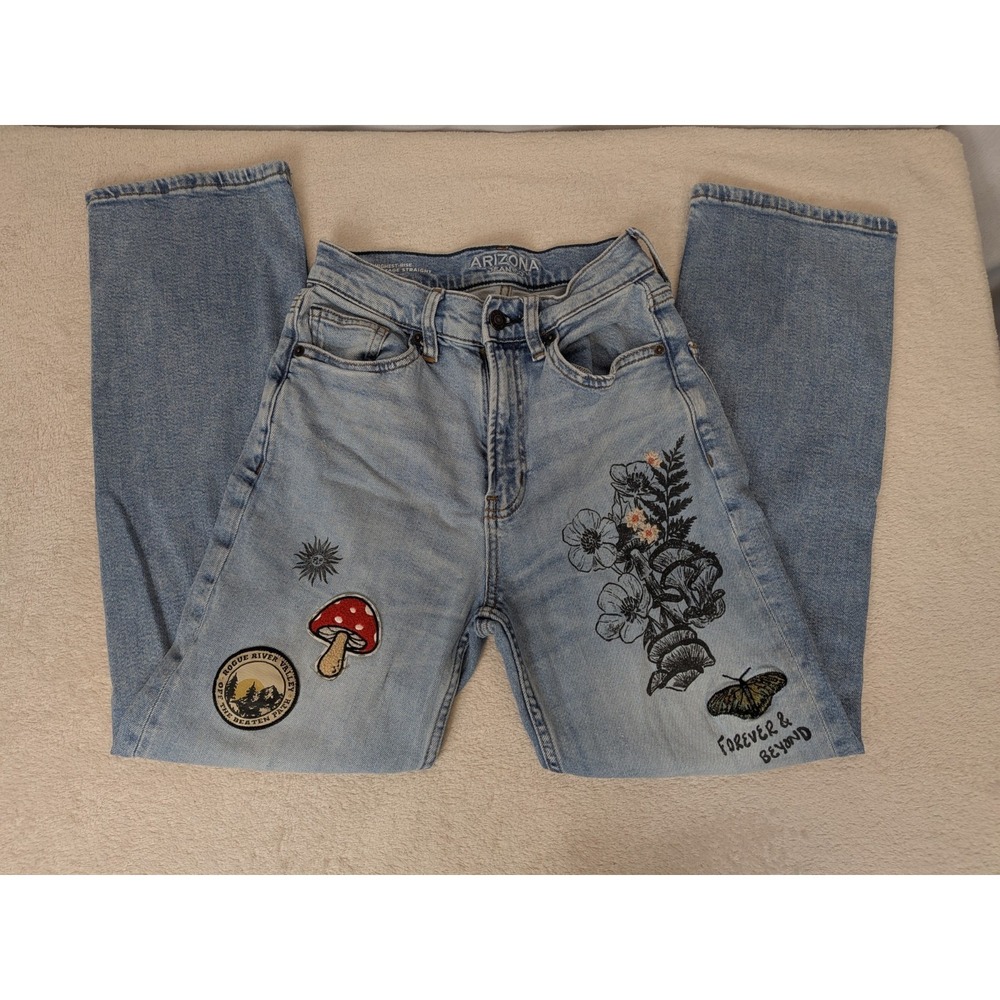 Arizona Jean Co Highest Rise Vintage Straight Jeans Size 2 Goblincore Mushroom
